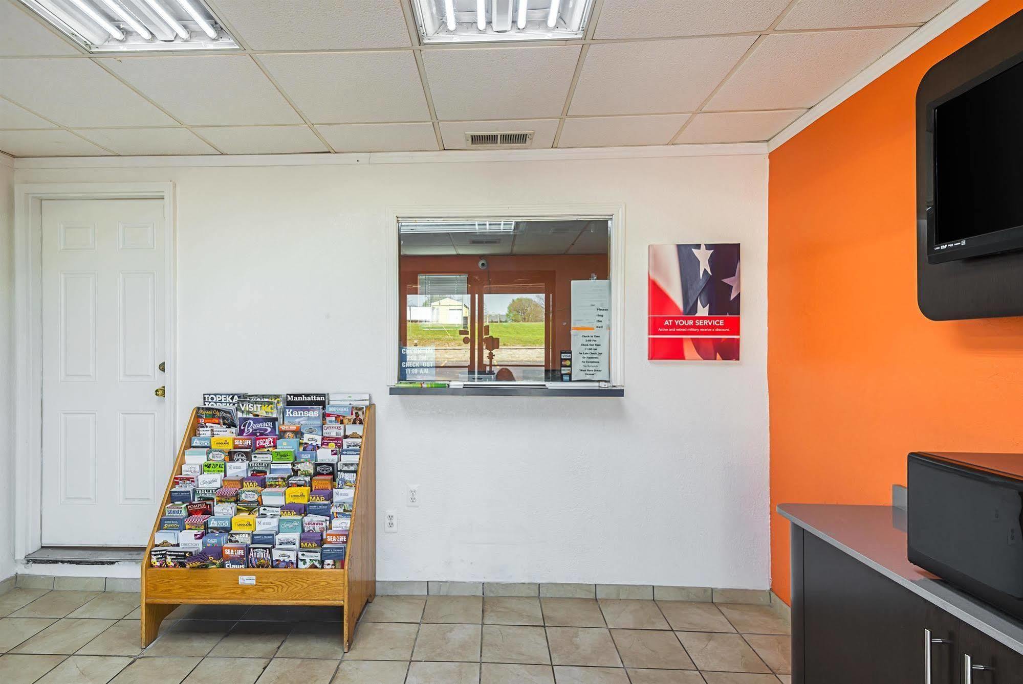 Motel 6-Blue Springs, Mo Bagian luar foto